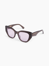 Charger l'image dans la galerie, Waves Butterfly Shiny Transparent Sunglasses
