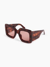 Charger l'image dans la galerie, Precious Square Shiny Havana Sunglasses
